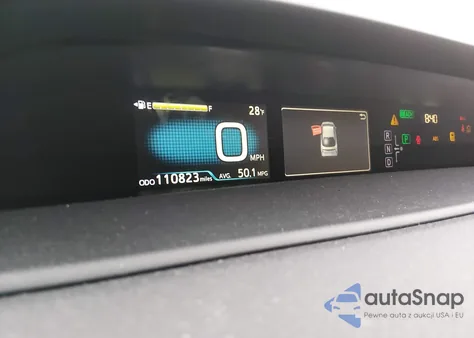 2016 Toyota Prius Four z USA, uszkodzony, nr VIN JTDKARFU7G3526915